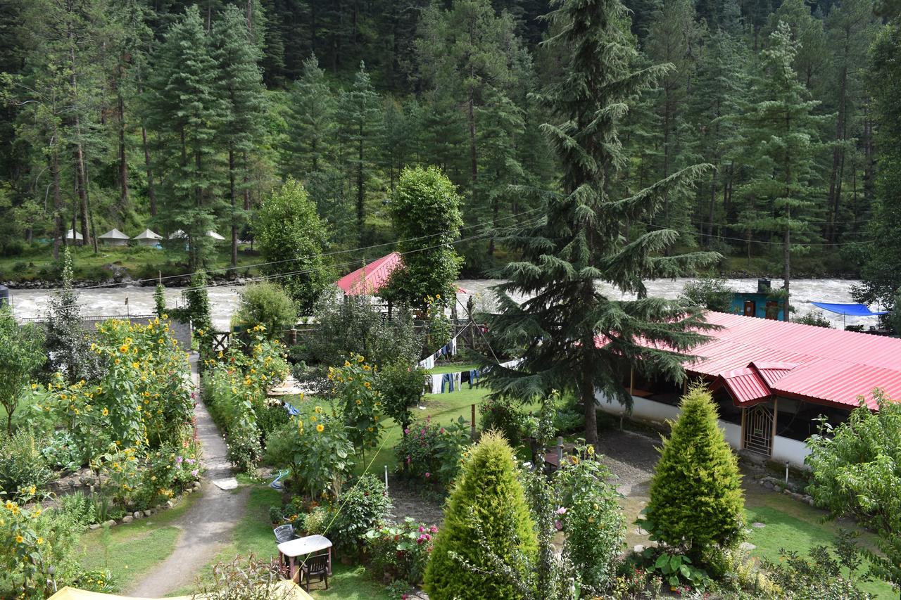 White House Kasol Hotel Exterior photo
