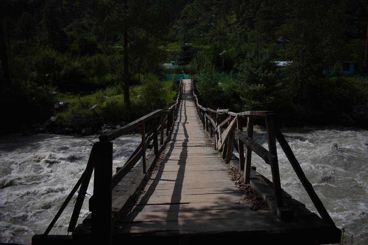 White House Kasol Hotel Exterior photo