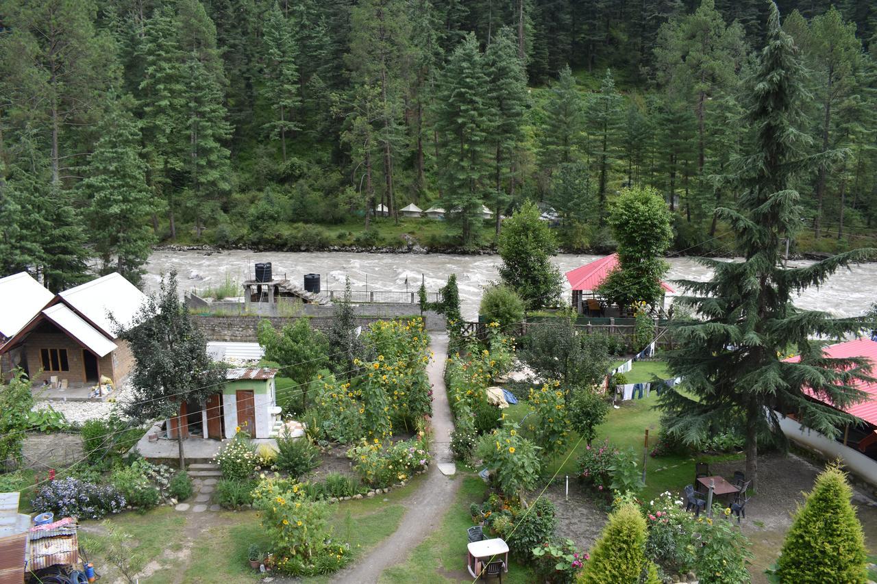 White House Kasol Hotel Exterior photo