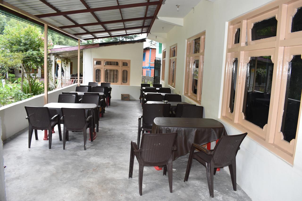 White House Kasol Hotel Exterior photo